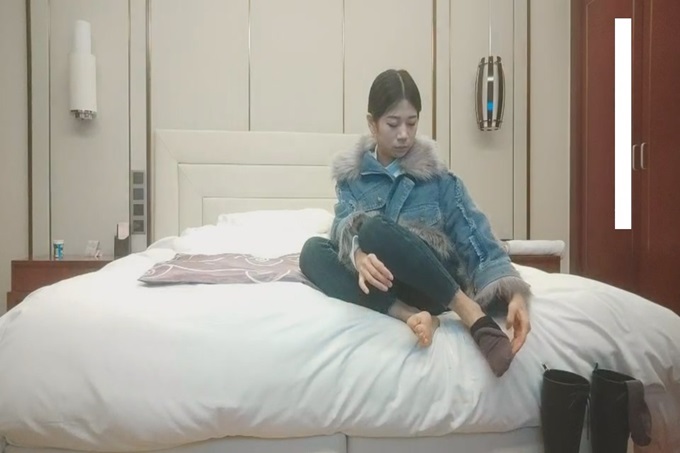 新晋久久综合九色综合欧洲探花超清设备偷拍，刚下海幼师妹，苗条水多腼腆害羞，角度专业