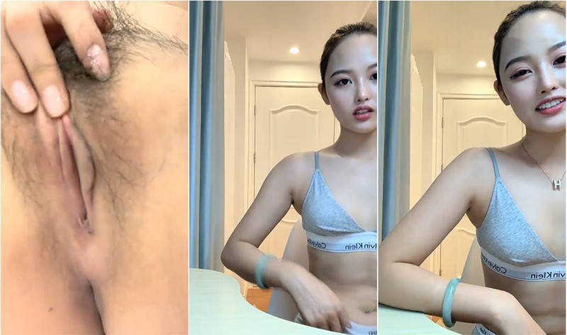 高顔值鄰家小姐姐臊話不斷,我哚哚影视2024最新电视剧电影是你的小臊B啊,不斷揉奶子,這粉茓更極品
