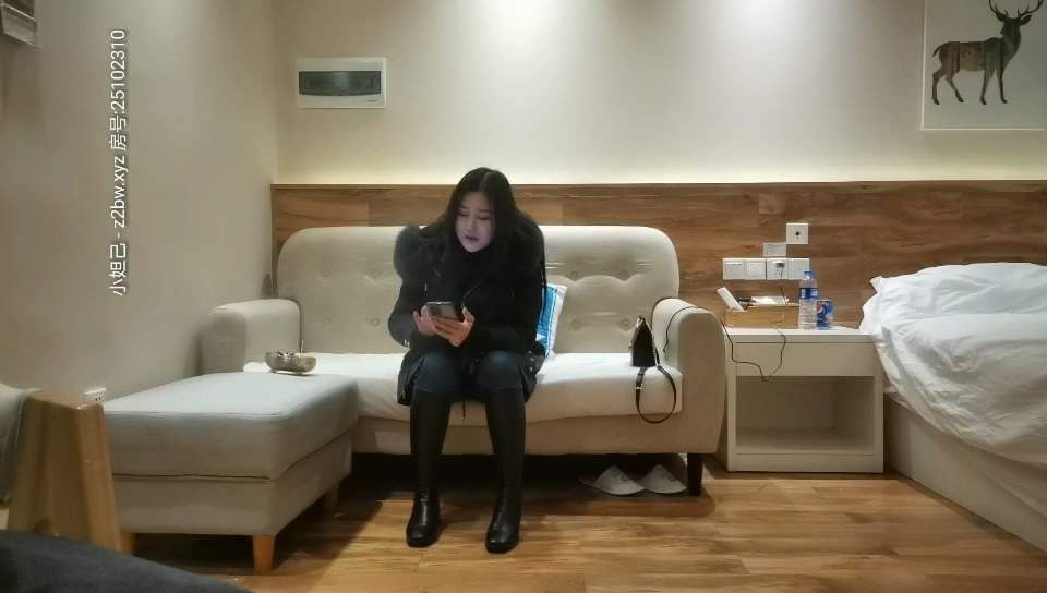 再操亚洲第一部动画长片叫什么一炮 约战冷傲丰满御姐直接给操趴下