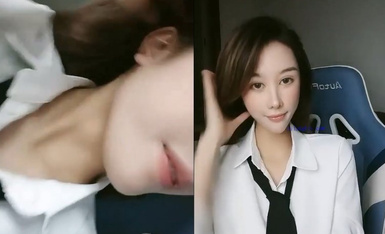气质高贵的尤物【不等免费逼片船了】即将退网 小身材叫人垂涎三尺 ！美女唯一一次露 极品美乳 值得收藏