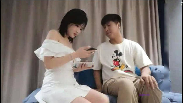 短发白衣小姐姐很漂亮 白嫩大长腿低胸裙装坐在腿上爱抚揉捏免费一区二区三区视频在线 这滋味销魂舒爽 情欲冲动噗嗤狠狠抽插【水印】