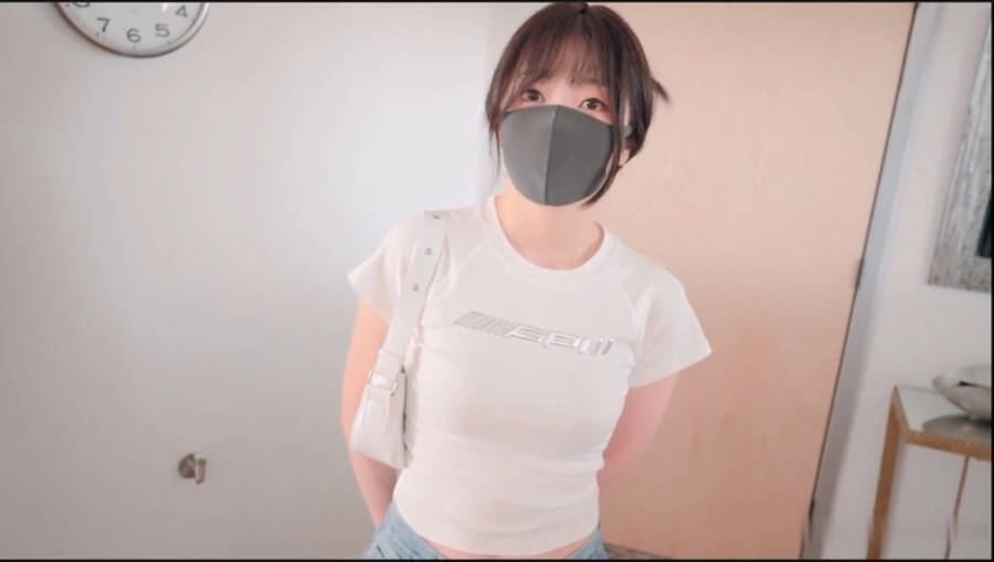 OnlyFans 同居的她 中 HongKongDoll 玩偶姐姐}