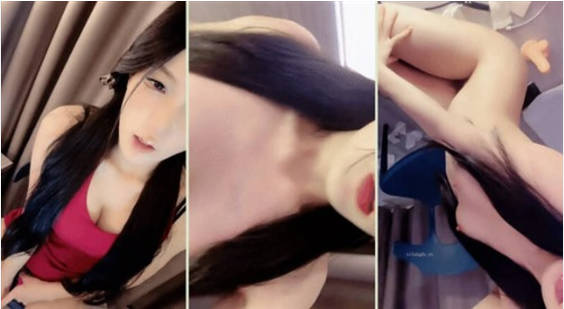 超高颜值极品美人思思吖，又纯又欲直播卖片，此等美人艹起来是真的爽呀！}